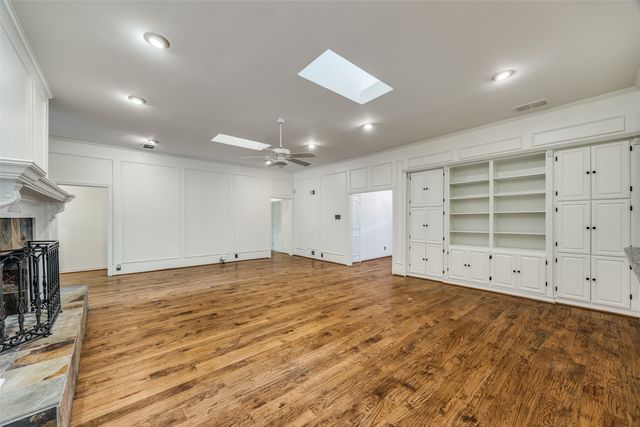 9223 Club Glen Drive, Dallas, TX 75243