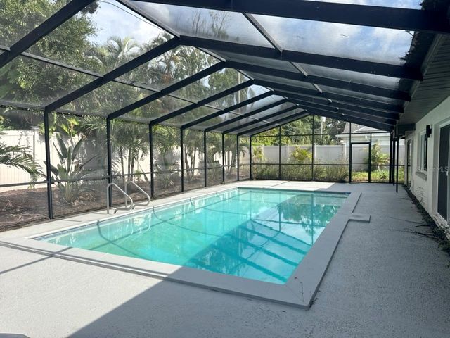 3197 WALNUT STREET NE, St Petersburg, FL 33704