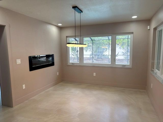 3197 WALNUT STREET NE, St Petersburg, FL 33704