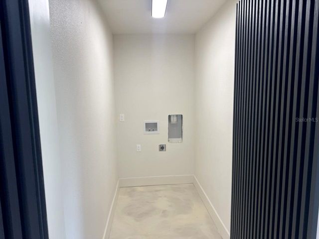 3197 WALNUT STREET NE, St Petersburg, FL 33704