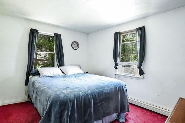 27 Crooked Meadow, Falmouth, MA 02536
