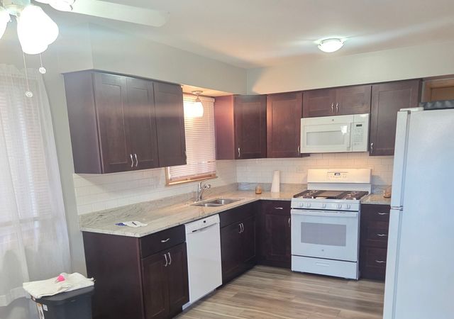 5850 N Mulligan Avenue 1, Chicago, IL 60646