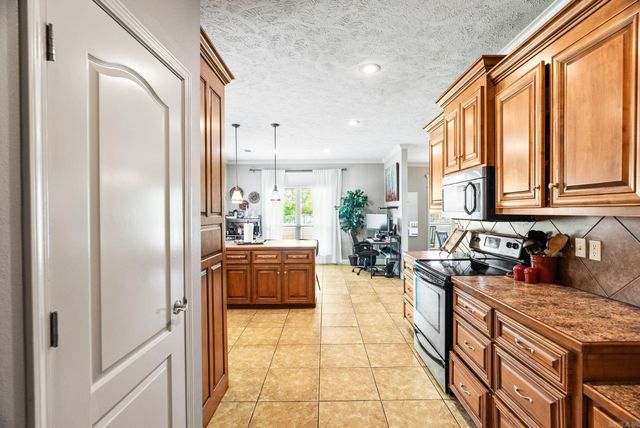 73 Win Meadow Lane, Greenbrier, AR 72058