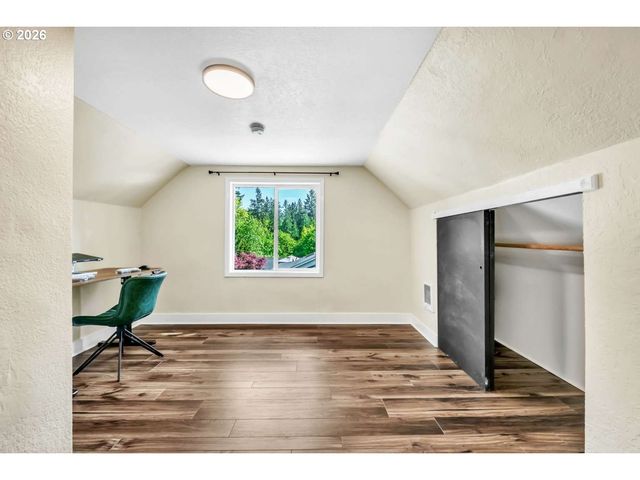 125 SELMA St, Oregon City, OR 97045