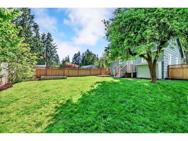 125 SELMA St, Oregon City, OR 97045