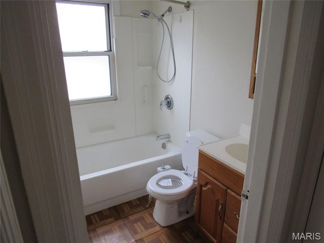 3550 Saint Christopher Lane, St Ann, MO 63074