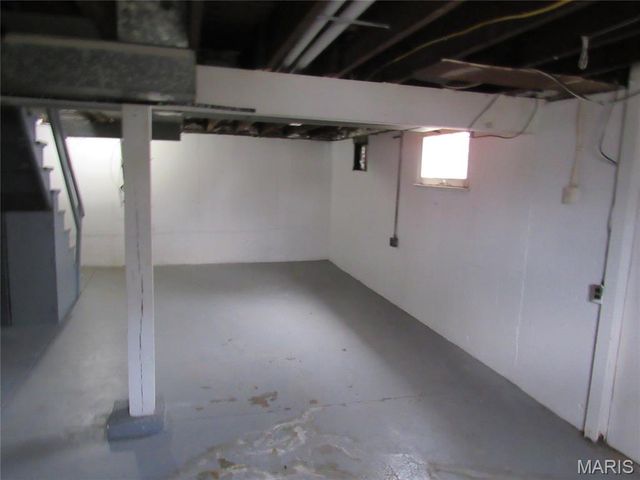 3550 Saint Christopher Lane, St Ann, MO 63074