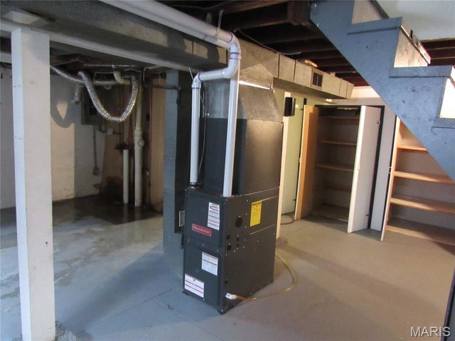 3550 Saint Christopher Lane, St Ann, MO 63074