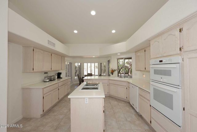 18510 E LEATHER Lane, Rio Verde, AZ 85263