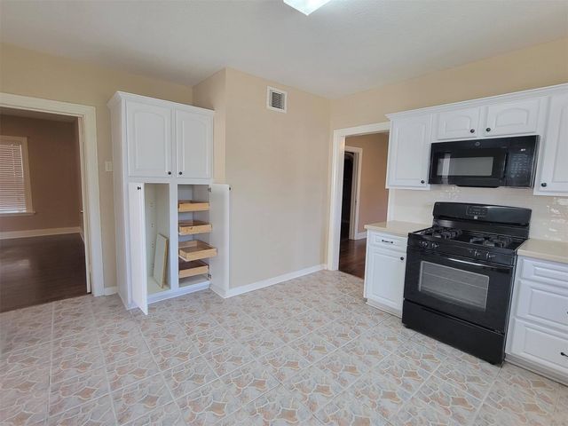 2601 Wheeler Street, Houston, TX 77004