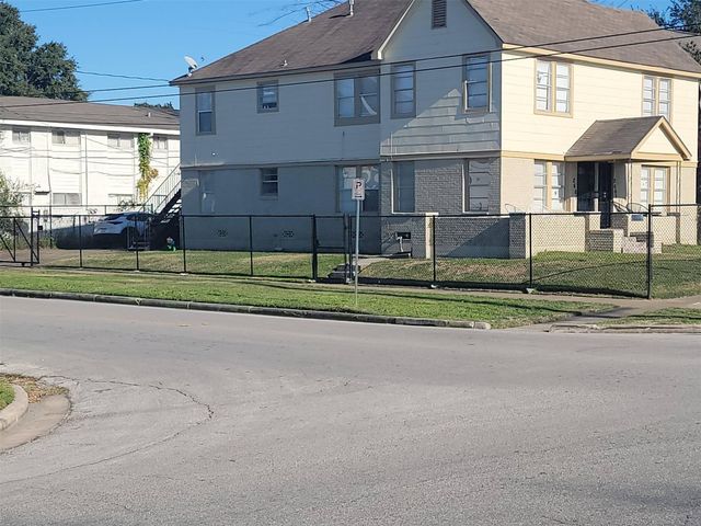 2601 Wheeler Street, Houston, TX 77004