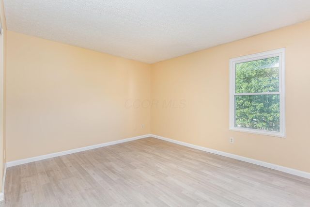 6088 Green Bay Court, Canal Winchester, OH 43110