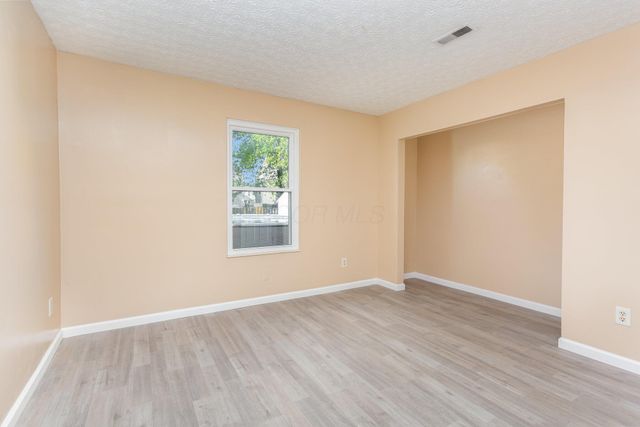 6088 Green Bay Court, Canal Winchester, OH 43110