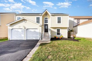 6088 Green Bay Court, Canal Winchester, OH 43110