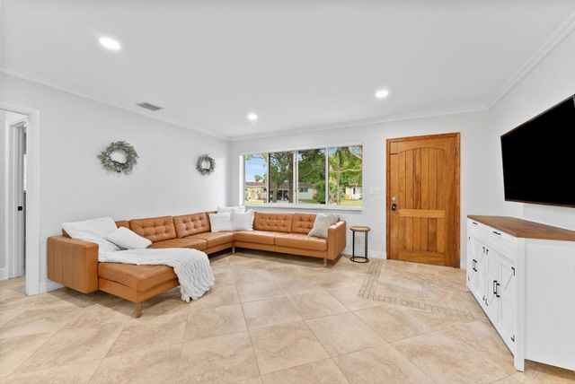 1257 NW 5th Street, Boca Raton, FL 33486