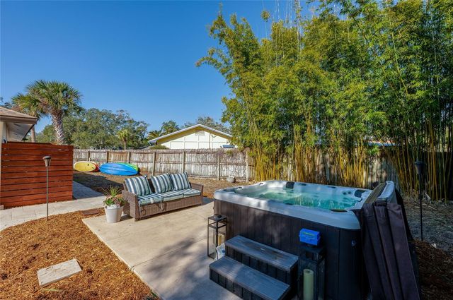 871 LINDENWOOD CIRCLE E, Ormond Beach, FL 32174