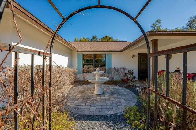 871 LINDENWOOD CIRCLE E, Ormond Beach, FL 32174