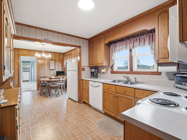 131 Ruritan RD, Rocky Mount, VA 24151