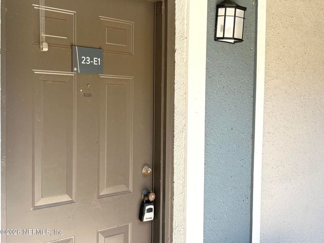 355 MONUMENT Road 23 E1, Jacksonville, FL 32225