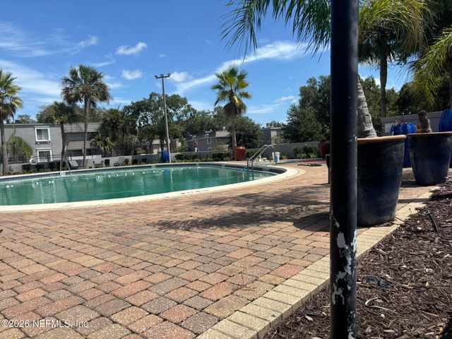 355 MONUMENT Road 23 E1, Jacksonville, FL 32225
