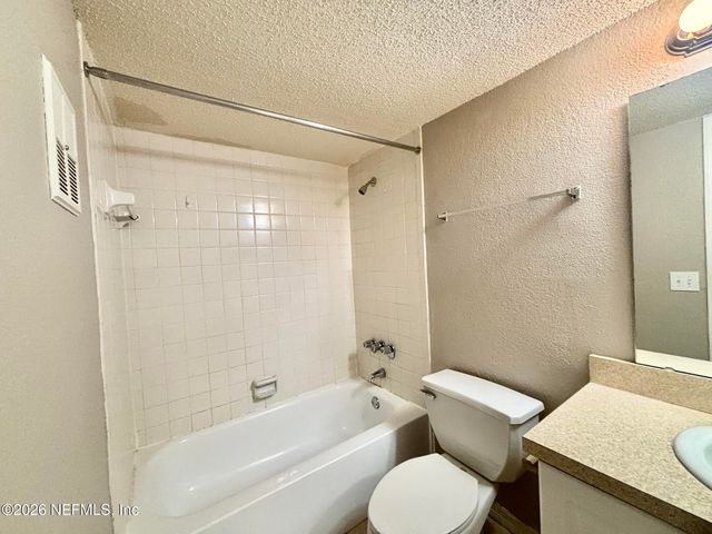 355 MONUMENT Road 23 E1, Jacksonville, FL 32225