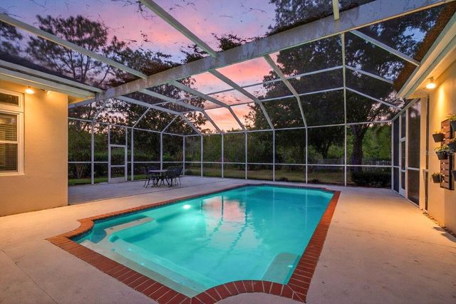 17805 GREEN WILLOW DRIVE, Tampa, FL 33647