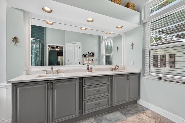 17805 GREEN WILLOW DRIVE, Tampa, FL 33647