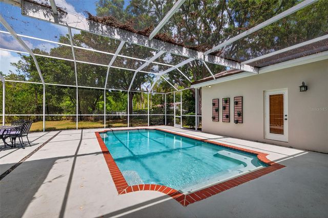 17805 GREEN WILLOW DRIVE, Tampa, FL 33647