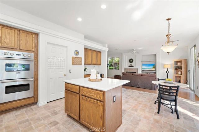 880 Shepard Crest Drive, Corona, CA 92882