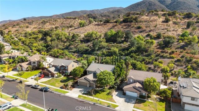 880 Shepard Crest Drive, Corona, CA 92882