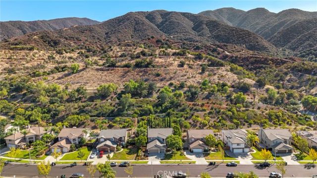 880 Shepard Crest Drive, Corona, CA 92882