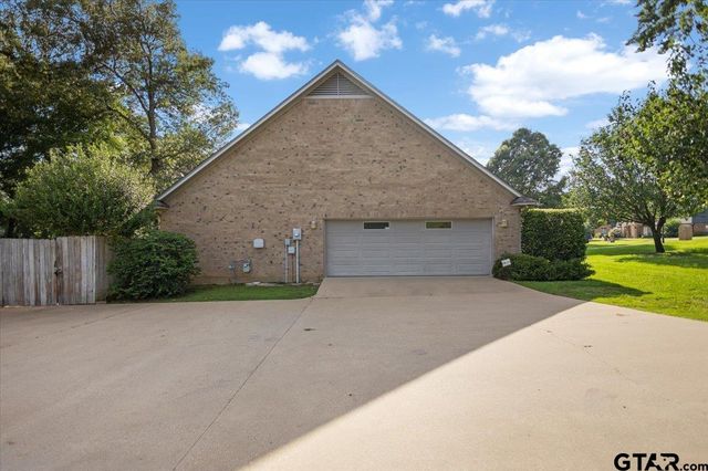 11831 Smallwood, Flint, TX 75762