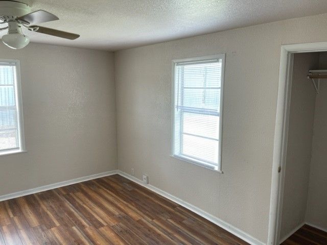 103 W Wichita Street, Bowie, TX 76230