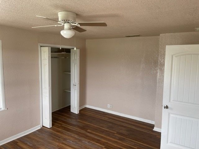 103 W Wichita Street, Bowie, TX 76230