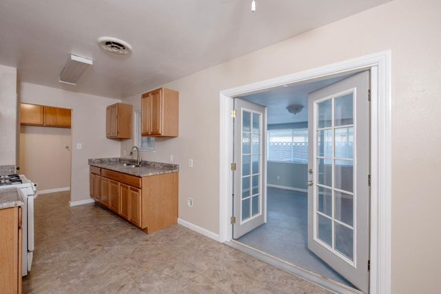 16 E Eden, Fresno, CA 93706