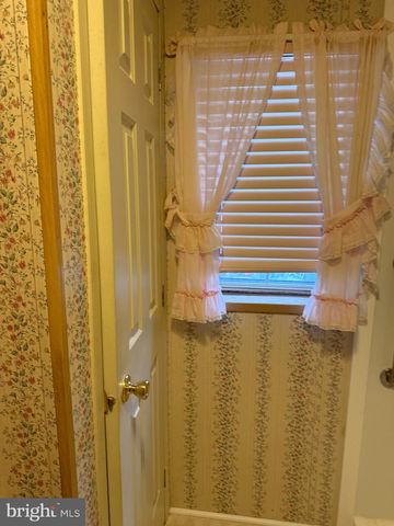 109 AZALEA CIR, Honey Brook, PA 19344