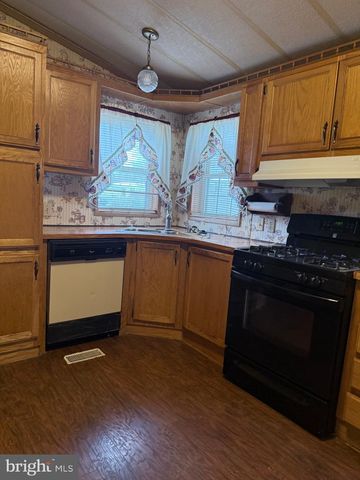 109 AZALEA CIR, Honey Brook, PA 19344