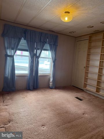 109 AZALEA CIR, Honey Brook, PA 19344