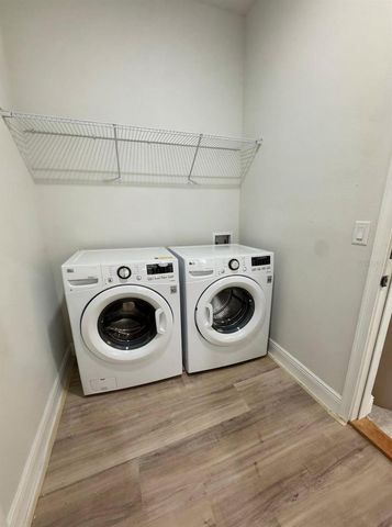 3383 LOVELAND BOULEVARD, Port Charlotte, FL 33980