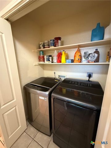 1648 Sunfire Circle, New Braunfels, TX 78130