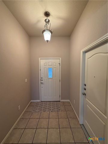 1648 Sunfire Circle, New Braunfels, TX 78130