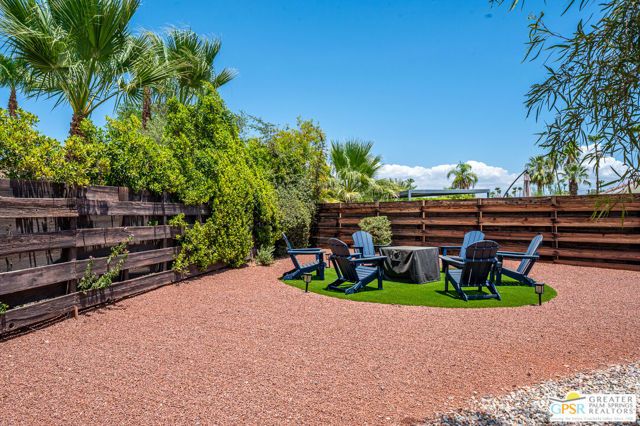 566 N Sunset Way, Palm Springs, CA 92262