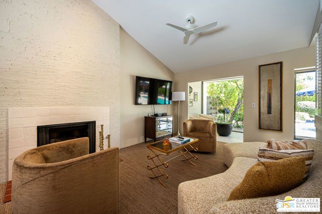 566 N Sunset Way, Palm Springs, CA 92262