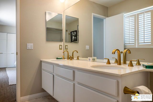 566 N Sunset Way, Palm Springs, CA 92262