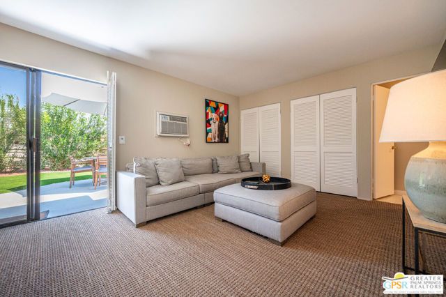566 N Sunset Way, Palm Springs, CA 92262