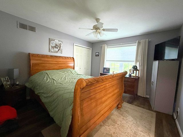 2091 Carrier Drive, Mount Morris, MI 48458