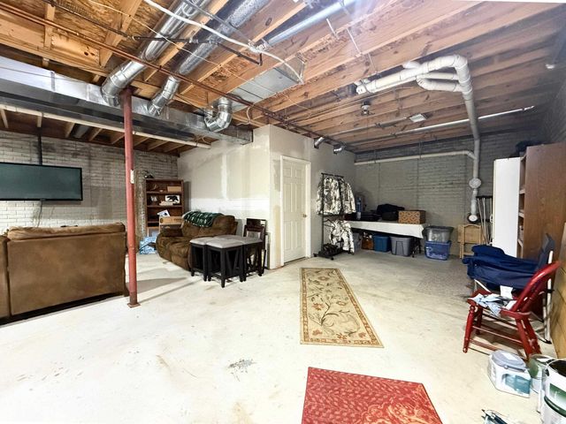 2091 Carrier Drive, Mount Morris, MI 48458