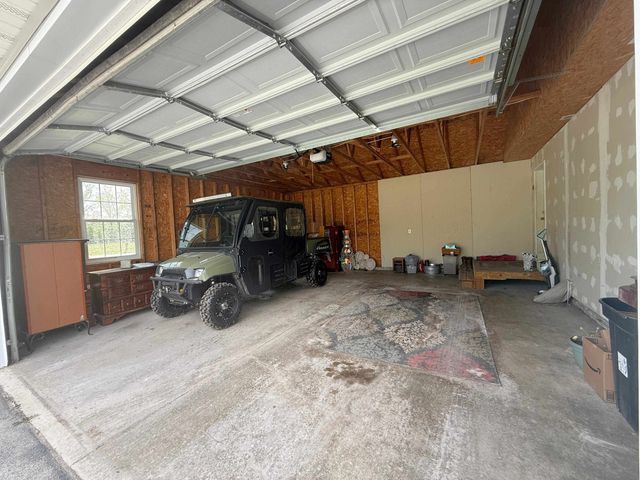 2091 Carrier Drive, Mount Morris, MI 48458