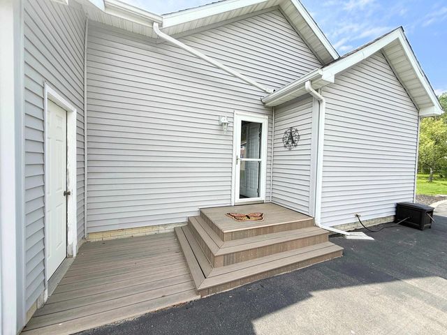 2091 Carrier Drive, Mount Morris, MI 48458
