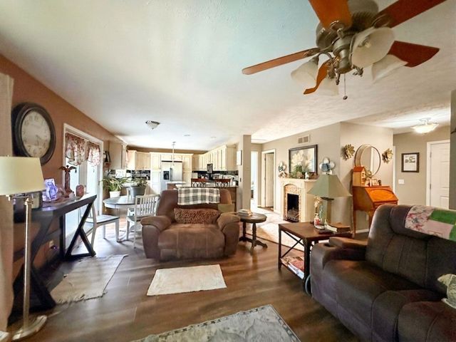 2091 Carrier Drive, Mount Morris, MI 48458